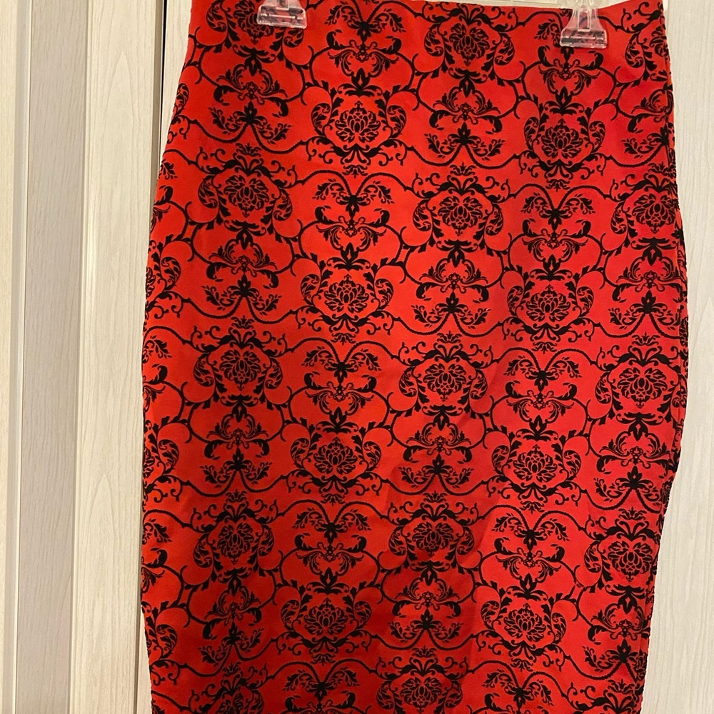 Ladies Skirt
